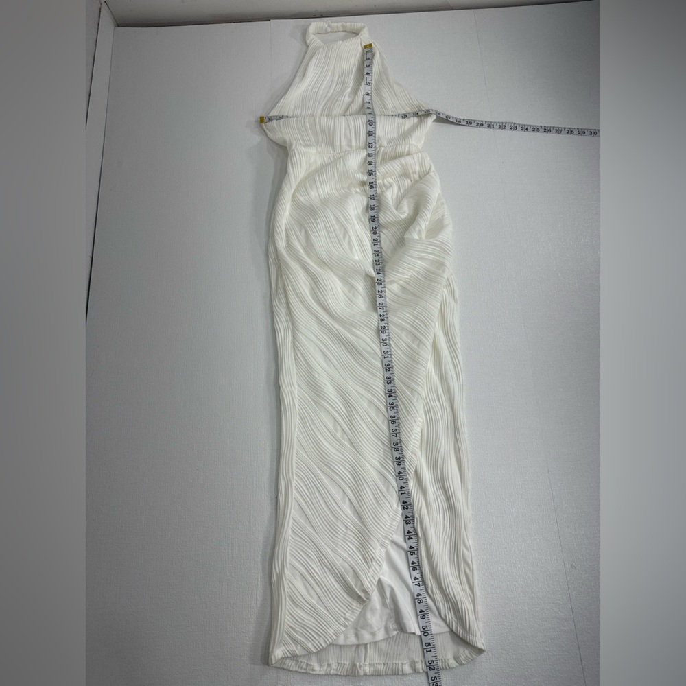 Elegant White Halter Maxi Dress - Picture 10 of 13